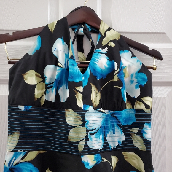 Blue and black beautiful dress - Picture 2 of 9